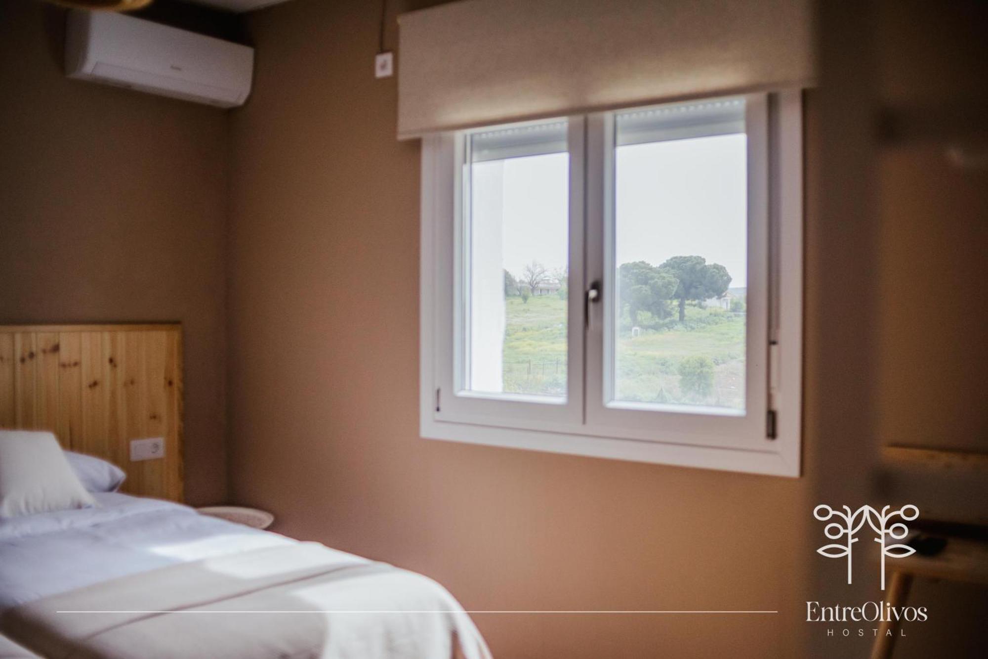Hostal Entreolivos Badajoz Esterno foto