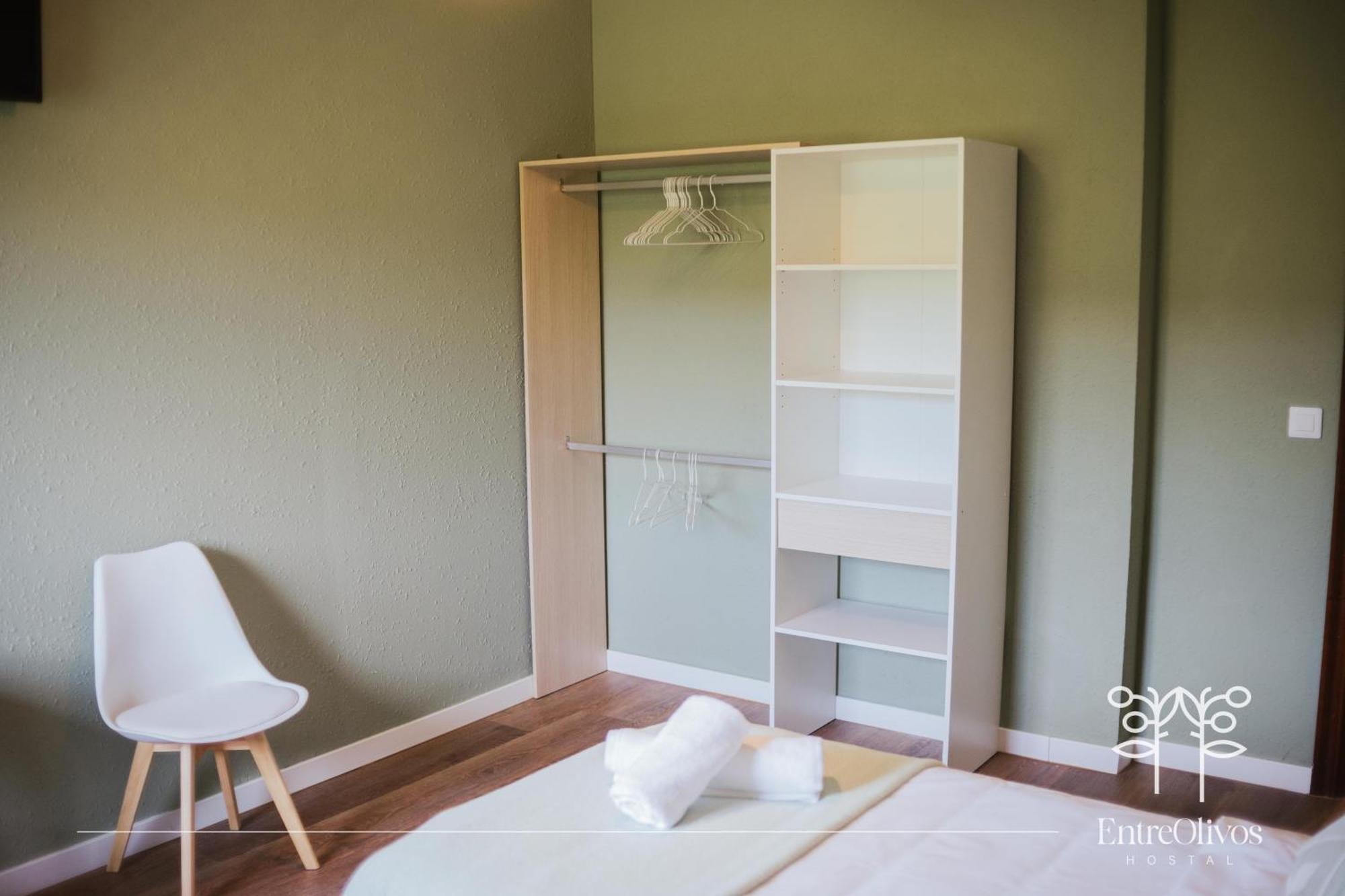 Hostal Entreolivos Badajoz Esterno foto